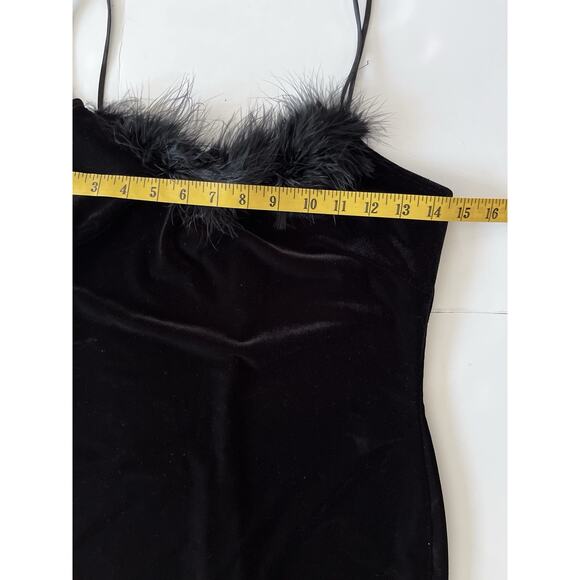 VTG Steppin Out Velvet Dress S( No Size Tag) Black Feather Neck Maxi Whimsical - Picture 4 of 6